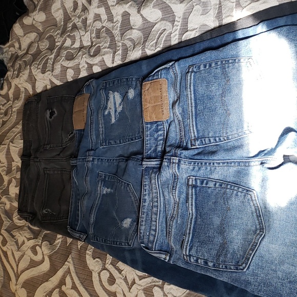 American Eagle bundle 3/$35 fashion ripped jeans - Picture 3 of 3
